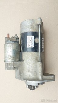 Nissan Navara a Pathfinder  : Startér 2,5Dci - 4