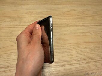 Apple iPod touch 4. generace (32 GB) iOS 6.1.2 - 4