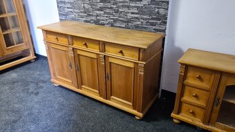 Starožitný nábytek - replika - 4