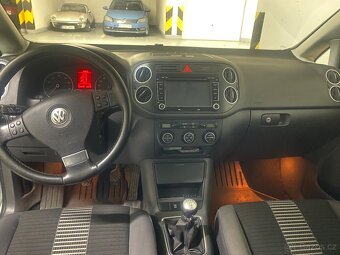 VW Golf - 4