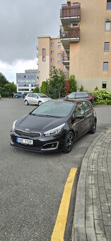 Kia Ceed 1,6 GDI hatchback 99kW - 4