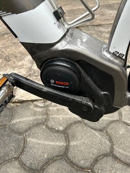 Trekové elektrokolo MTF Road 8.1. 17” průměr kol 28 - 4