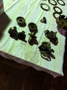 Jawa 250, 350 díly z převodovky - 4