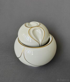 Krásná porcelánová dóza/cukřenka od Jaeger & Co Bavaria - 4