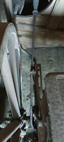 Prodám historický secí stroj - 4