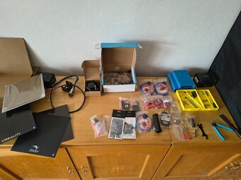 3D tiskárna Creality Ender + druhá na díly + box + nové náhr - 4