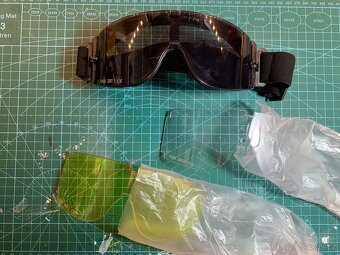 Airsoft vybavení - 4