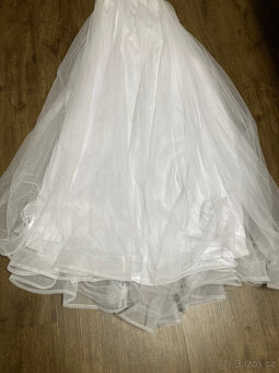 bílé tylové svatební šaty vel S a L - 4