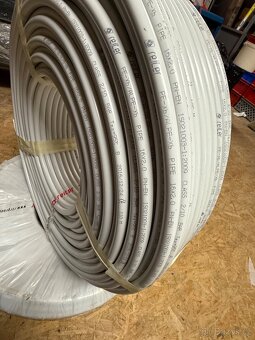 Trubka ALU PEX 16x2.0mm PEX/AL/PE  2x 200 metrů - 4