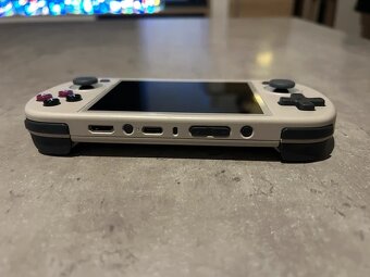Handheld konzole Anbernic RG40XX H - 4