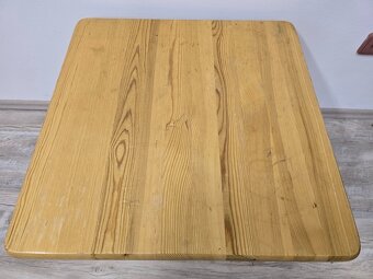 Dřevěný konferenční stolek použitý - 4