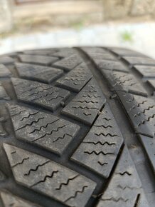 235/45 R18 zimní - 4