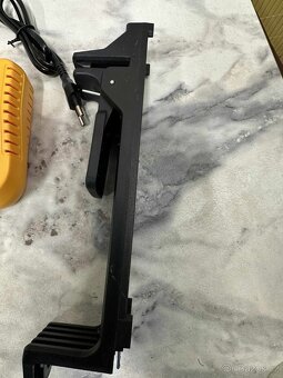 (619)leaserovy nivelacni pristroj - 4