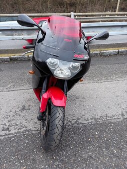 Aprilia Rsv 1000 - 4