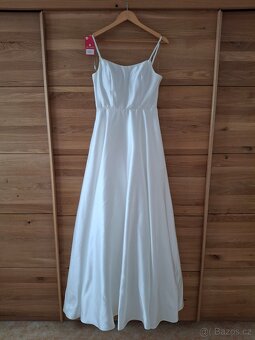 Bílé dlouhé šaty - 4