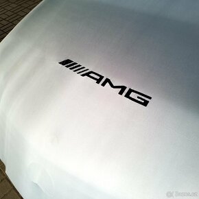 Prodám krycí plachtu na auto Mercedes AMG - 4