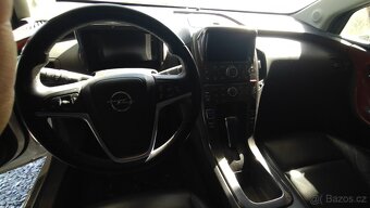 Opel Ampera 2012 - 4