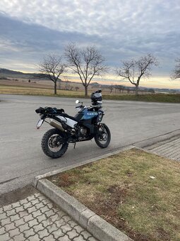 Husqvarna Norden 901 Expedition - 4