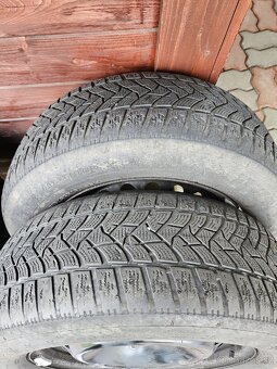 Sada zimních pneu Dunlop 215 60 R16 včetně disků - 4