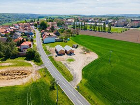 Prodej stavebního pozemku 970 m² Ročov, okres Louny - 4