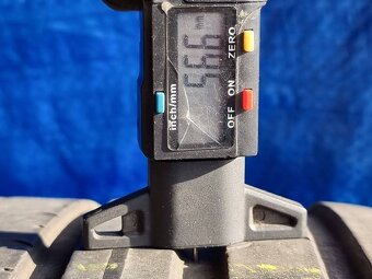 Letní pneu Pirelli 235 40 18 XL - 4