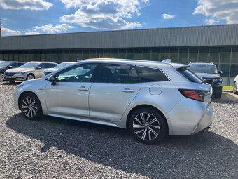 TOYOTA COROLLA 2,0 HBRID 135KW 50 450 KM - 4