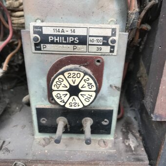 Staré lampové radio Philips - 4