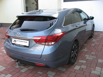 Hyundai i40 Wagon 1.7CRDI 141PS Experience A/T - 4