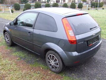 Prodám Ford Fiesta Mk5 1.25 55kw 2004 3dv - 4