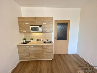 Pronájem velmi pěkného bytu, Olomouc, ulice Kavaleristů. - 4