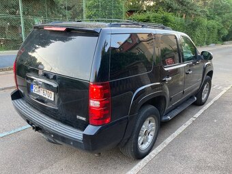Chevrolet Tahoe - 4