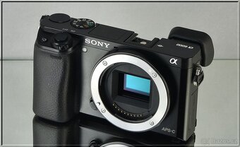 Sony A6000 24 Mpx Full HDVWi-Fi a NFC4900 Exp. - 4