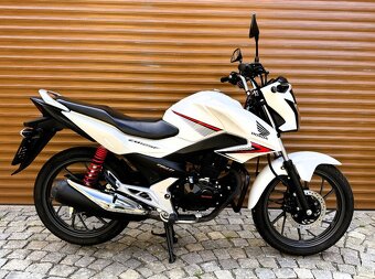 Honda CB 125F - 4
