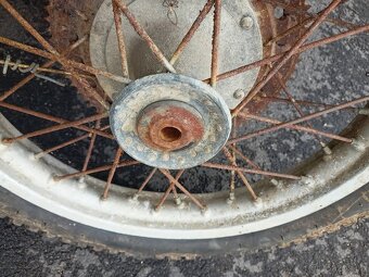 Čz 250/980 Montreal 250/968 dvoulauf zadní kolo na renovaci - 4