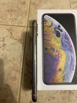 📱 iPhone XS 512 GB – StĹ™ĂbrnĂ˝ - 4