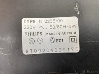Magnetofon kazetový přenosný PHILIPS N 2235 za 1.000 kč - 4