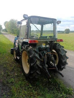 Iseki Geas 27 kabina + nakladač - 4