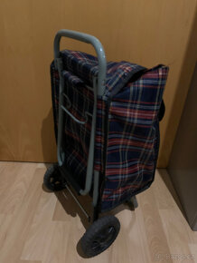 Prodám skládací tašku na kolečkách - 4