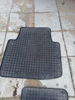 Gumové Koberečky Škoda Superb 3 - 4