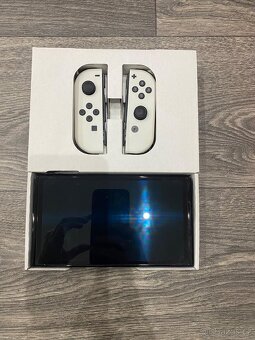 Nintendo switch Oled - 4