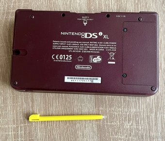 Nintendo Dsi XL - 4