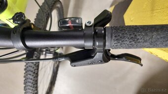 Juniorské horské kolo - GT Aggressor Expert 27,5" - vel. M - 4