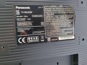 PANASONIC TX32LED8F - 4