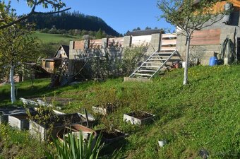Chata se sluneční zahradou . Studničky - Dolný Kubín/SK - 4