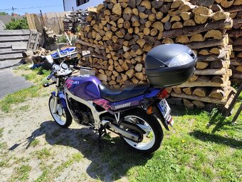 Suzuki GS500 - 4