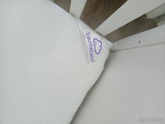 Dětská postýlka Ikea Sundvik s kompletním příslušenstvím - 4
