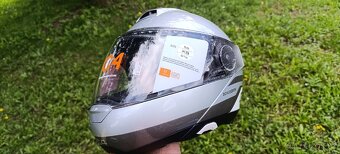 Vyklápěcí helma Schuberth C4 - 4