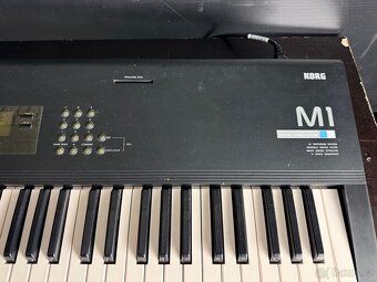 Korg M1 - 4