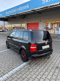 Vw  Touran 2.0tdi 103kw rok 11/2007 - 4