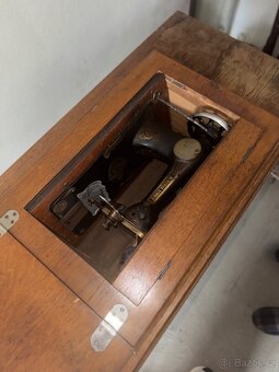 Šicí stroj Minerva - 4